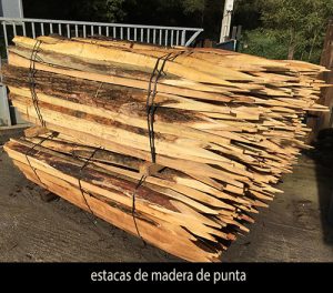 Estacas de madera de punta